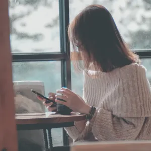 アカウント登録をしている人の画像